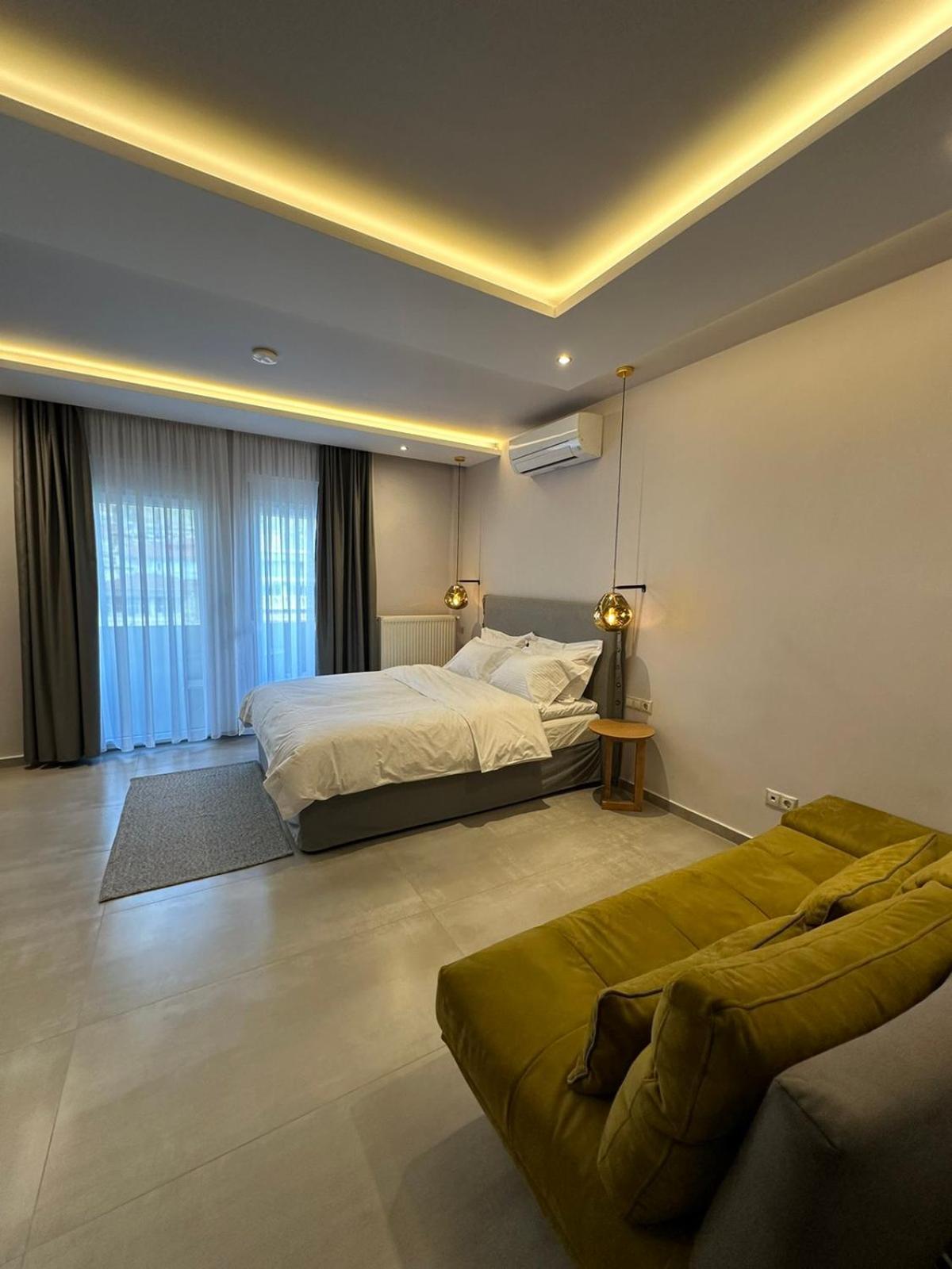 Meteora Gold And Glass Kalambaka Exterior photo